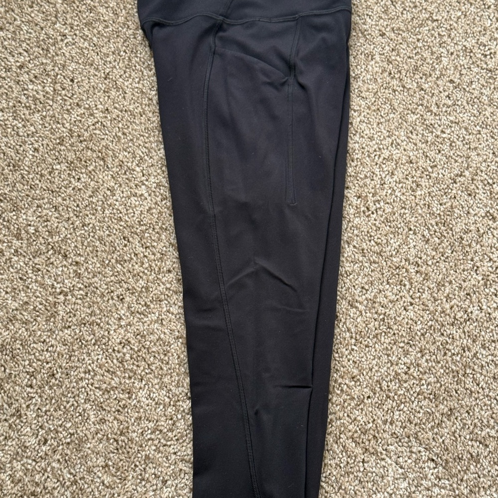 ✨100% AUTHENTIC LULULEMON ALIGN BLACK LEGGINGS SZ 2 GOOD/USED CONDITION!✨ - Picture 6 of 7